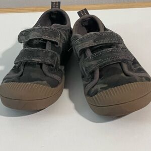Camouflage Kids Shoes with Velcro Straps